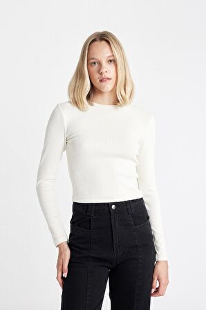 DeFacto Fitted Bisiklet Yaka Fitilli Kaşkorse Basic Düz Uzun Kollu Tişört Y9870AZ24AUWT32