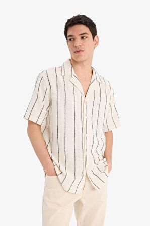 DeFacto Regular Fit Apaş Yaka Yazlık Çizgili Kısa Kollu Gömlek E4944AX25SPER83