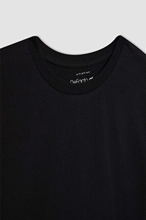 DeFactoFit Oversize Fit Bisiklet Yaka Sporcu Kısa Kollu Tişört B1161AX24SPBK81