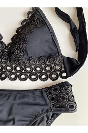 Siyah Halka Örgü Detaylı Üçgen Bikini Takımı