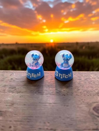 7cm-4cm –ikili Işıklı Stitch Kar küre