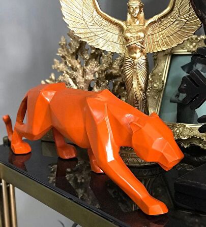 Dekoratif kübik leopar biblo