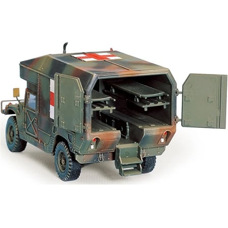 Academy 13243, 1/35 M997 Maksi Askeri Ambulans plastik maketi