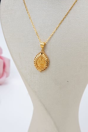 22 Ayar Altın 4,6 Gram Kadın Kolye XQMK235
