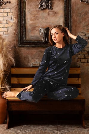 Nisanca Kışlık Kadın Kadife Pijama Takımı - Süper Soft Serisi