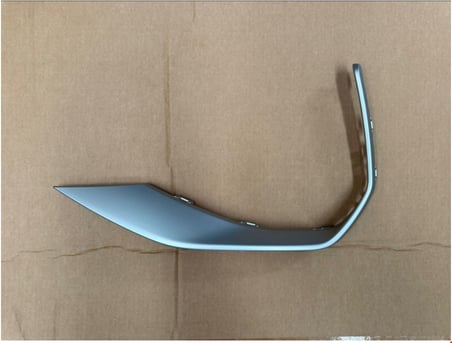 AUDİ - ÖN TAMPON IZGARA ÇERÇEVESİ GRİ SOL A3  2024-