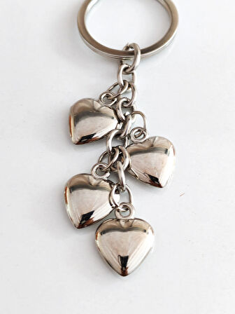 Küçük Kalplerden Oluşan Metal Anahtarlık