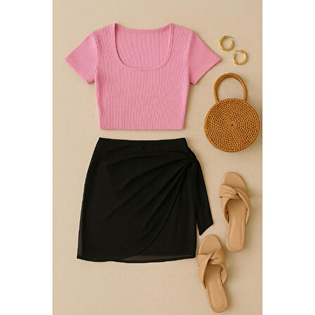 Kadın Pembe Yarım Kol Crop Ve Siyah Pareo 2'li Set