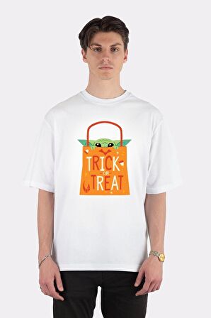 Unisex Beyaz Oversize T-shirt The Mandalorian Grogu Trick Or Treat Bag