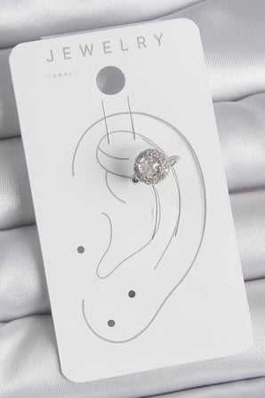 Pirinç Gümüş Renk Zirkon Taşlı Kadın Kıkırdak Model Küpe 5886