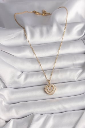 316L Çelik Gold Renk Zincir Zirkon Taşlı Kalp Model Kadın Kolye 5886