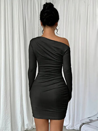 JANES Kadın Uzun Kollu Tek Omuzu Açık Yanlardan Büzgülü Kısa Sandy Elbise