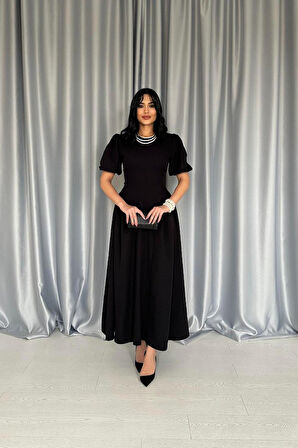 JANES Siyah Etek Yanları Büzgülü Balon Kollu Elbise