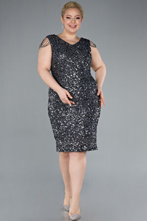 Kolları Boncuklu Midi Pullu Büyük Beden Abiye ABK2331