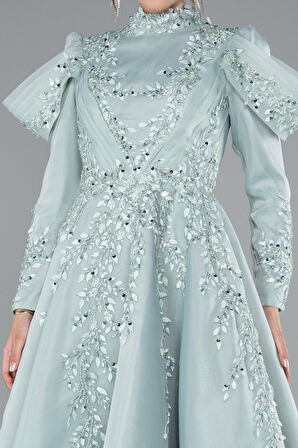 İşlemeli Uzun Kol Dik Yaka Midi Tesettür Abiye ABK2351