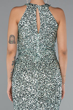 Halter Yaka Yırtmaçlı Midi Pullu Gece Elbisesi ABK2386