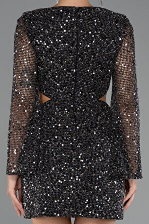 Uzun Kol Cut Out Pullu Mini Gece Elbisesi ABK2438