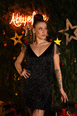 V Yaka Püsküllü Boncuk İşleme Mini Abiye Elbise ABK2465