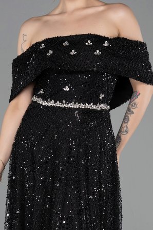 Taşlı Kayık Yaka Midi Boncuklu Gece Elbisesi ABK2639