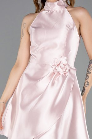 Halter Yaka Kısa Saten Davet Elbisesi ABK2654