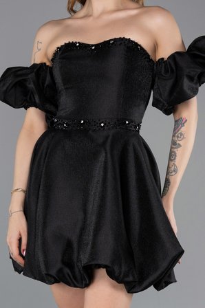 Straplez Kol Aksesuarlı Mini Gece Elbisesi ABK2686
