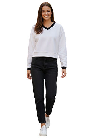 Ekru V Yaka Siyah Garnili Oversize Crop Üst