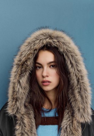 ALLBUCKS Stradivarius Kapüşonlu suni kürk astarlı şişme bomber ceket ABSTR3770