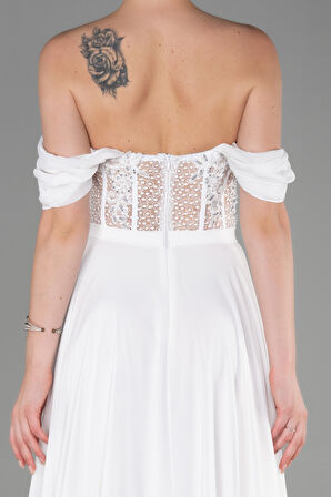 İşlemeli Kayık Yaka Yırtmaçlı Uzun Şifon Abiye ABU3310