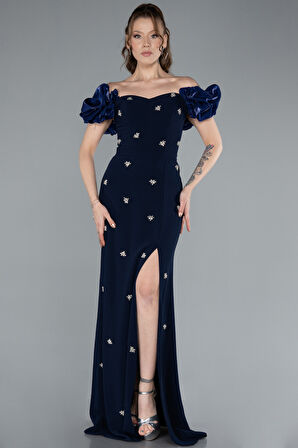 Kayık Yaka Yırtmaçlı Taş Detay Uzun Abiye ABU4696