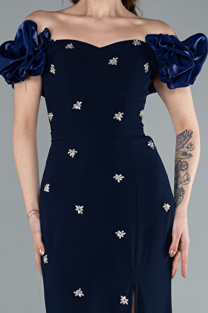 Kayık Yaka Yırtmaçlı Taş Detay Uzun Abiye ABU4696