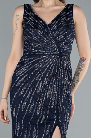 Kolsuz V Yaka Yırtmaçlı Uzun Taşlı Balık Abiye ABU4714