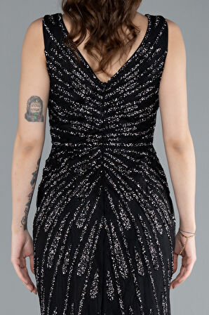 Kolsuz V Yaka Yırtmaçlı Uzun Taşlı Balık Abiye ABU4714