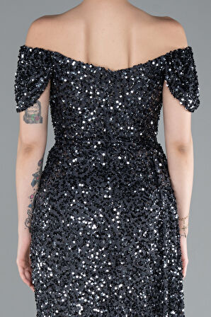 Kayık Yaka Bacak Dekolteli Uzun Pullu Abiye Elbise ABU4843