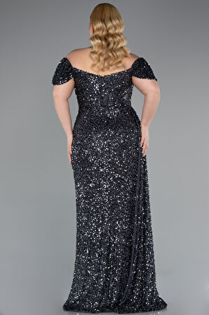 Kayık Yaka Yırtmaçlı Uzun Pullu Büyük Beden Abiye ABU4863