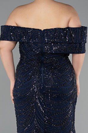 Kayık Yaka Boncuklu Uzun Büyük Beden Elbise ABU4947