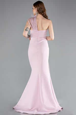 Tek Omuz Çiçek Aksesuarlı Yırtmaçlı Uzun Abiye ABU4969