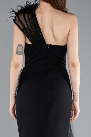 Tek Omuz Çiçek Aksesuarlı Yırtmaçlı Uzun Abiye ABU4969