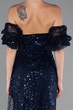 Straplez Yırtmaçlı Kol Aksesuarlı Uzun Pullu Abiye ABU5075