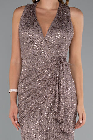 Göğüs Ve Sırt Dekolteli Uzun Pullu Abiye ABU5209