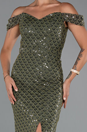 Kayık Yaka Boncuklu Uzun Abiye Elbise ABU5286