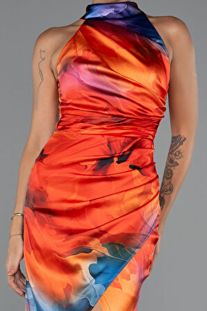 Halter Yaka Bacak Dekolteli Desenli Saten Abiye ABU5305