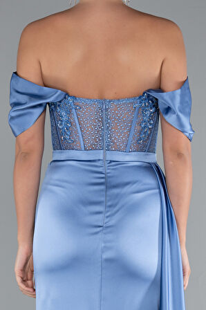 Taşlı Kayık Yaka Yırtmaçlı Uzun Saten Abiye ABU5379