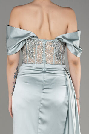 Taşlı Kayık Yaka Yırtmaçlı Uzun Saten Abiye ABU5379