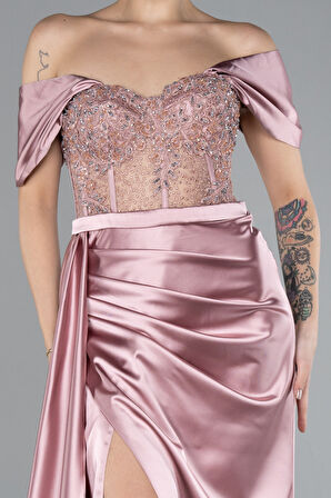 Taşlı Kayık Yaka Yırtmaçlı Uzun Saten Abiye ABU5379