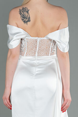 Taşlı Kayık Yaka Yırtmaçlı Uzun Saten Abiye ABU5447