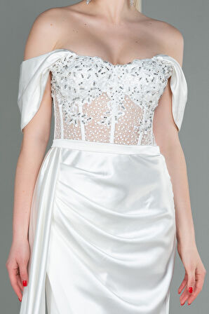 Taşlı Kayık Yaka Yırtmaçlı Uzun Saten Abiye ABU5447