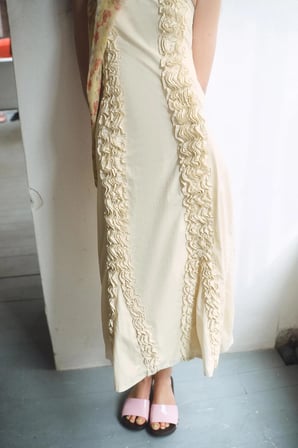 ALLBUCKS ZARA Kabartmalı Fırfırlı Midi Elbise ABZRA00119