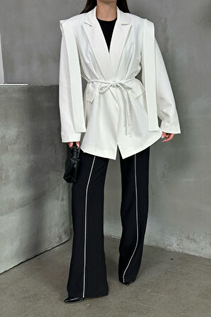 Kadın Oversize Blazer Ceket Kuşaklı Omuz Detaylı