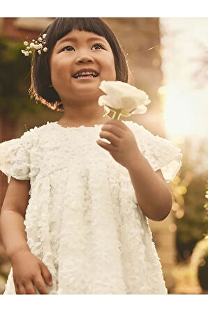 Fildişi Kısa Kollu Üç Boyutlu Desenli Elbise