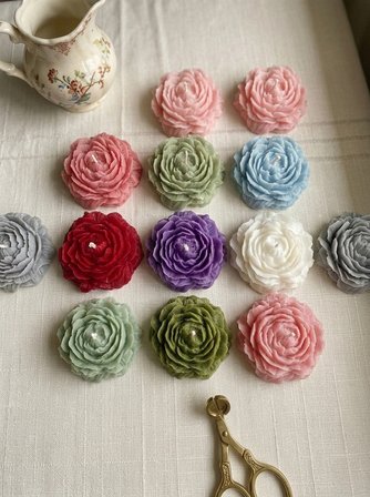 Ariel Craft Shop Şakayık Çiçeği Tasarım Mum - El Yapımı Dekoratif Hediyelik Mum